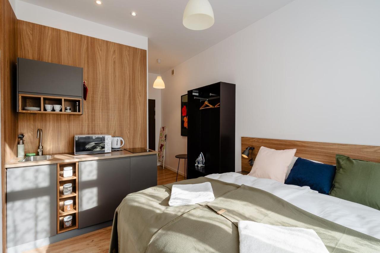 Elegant Very Berry Studios In Poznan Center By Noclegi Renters 외부 사진